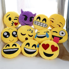 Load image into Gallery viewer, Face Emoji Pillows