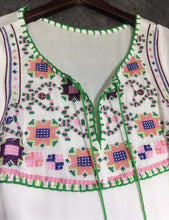 Load image into Gallery viewer, Boho Floral embroidered long Sleeve V-neck
